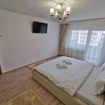 Apartament Gold Luxury Târgu Ocna Exterior foto