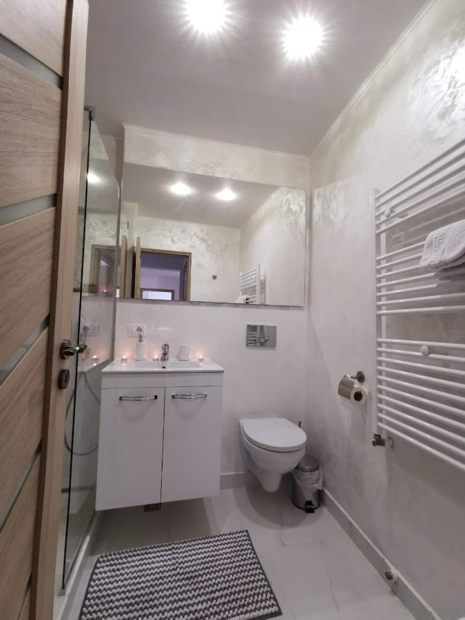 Apartament Gold Luxury Târgu Ocna Exterior foto
