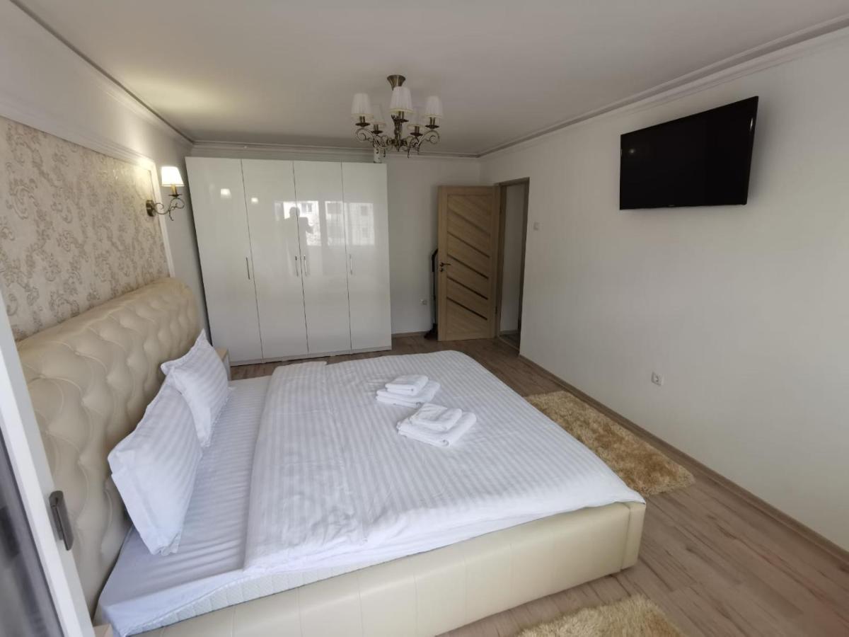 Apartament Gold Luxury Târgu Ocna Exterior foto